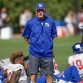 coach Tom Coughlin of the Giants